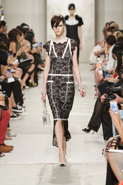 Look 69